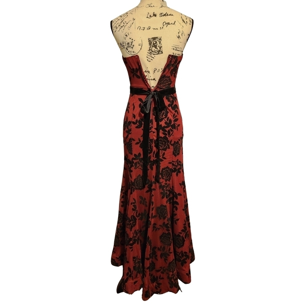 B. Darlin Strapless Burgundy Floral Dress - Picture 8 of 11